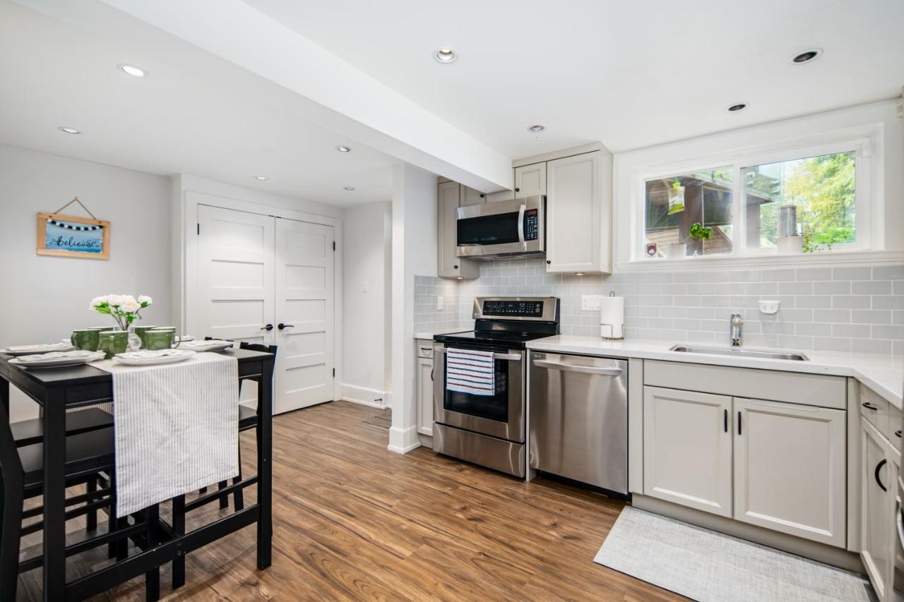 Gorgeous 4 Bedroom Garden Level Suite At Vancouver West & Ubc Exterior foto